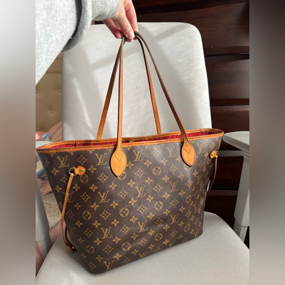 SOLD 🎀 Louis Vuitton Neverfull Monogram MM Stamped J.T.